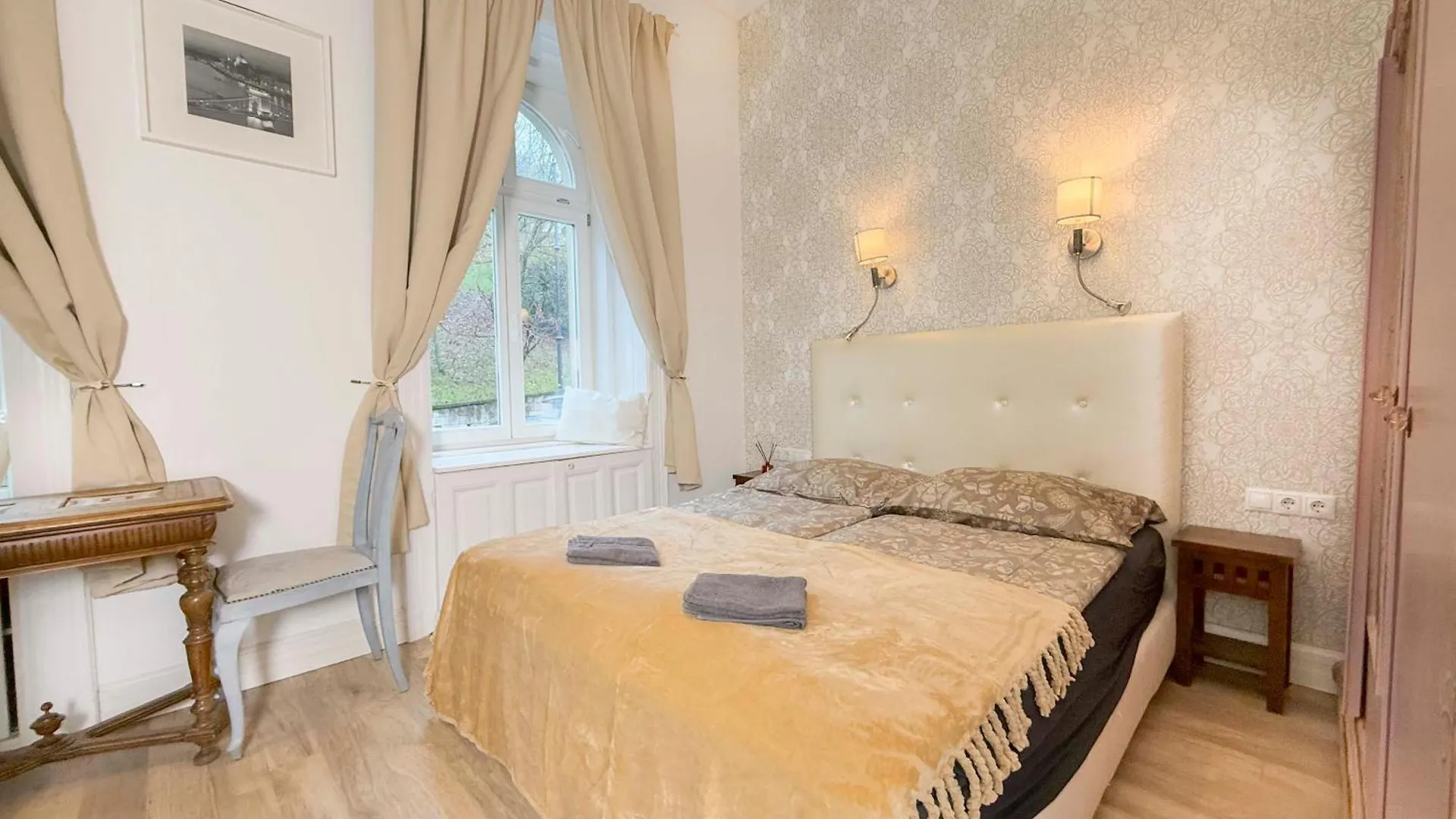 Hj7-A Hunyadi Apartment Budapest