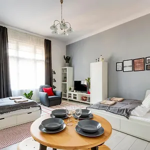  Apartamento D.five Sörház