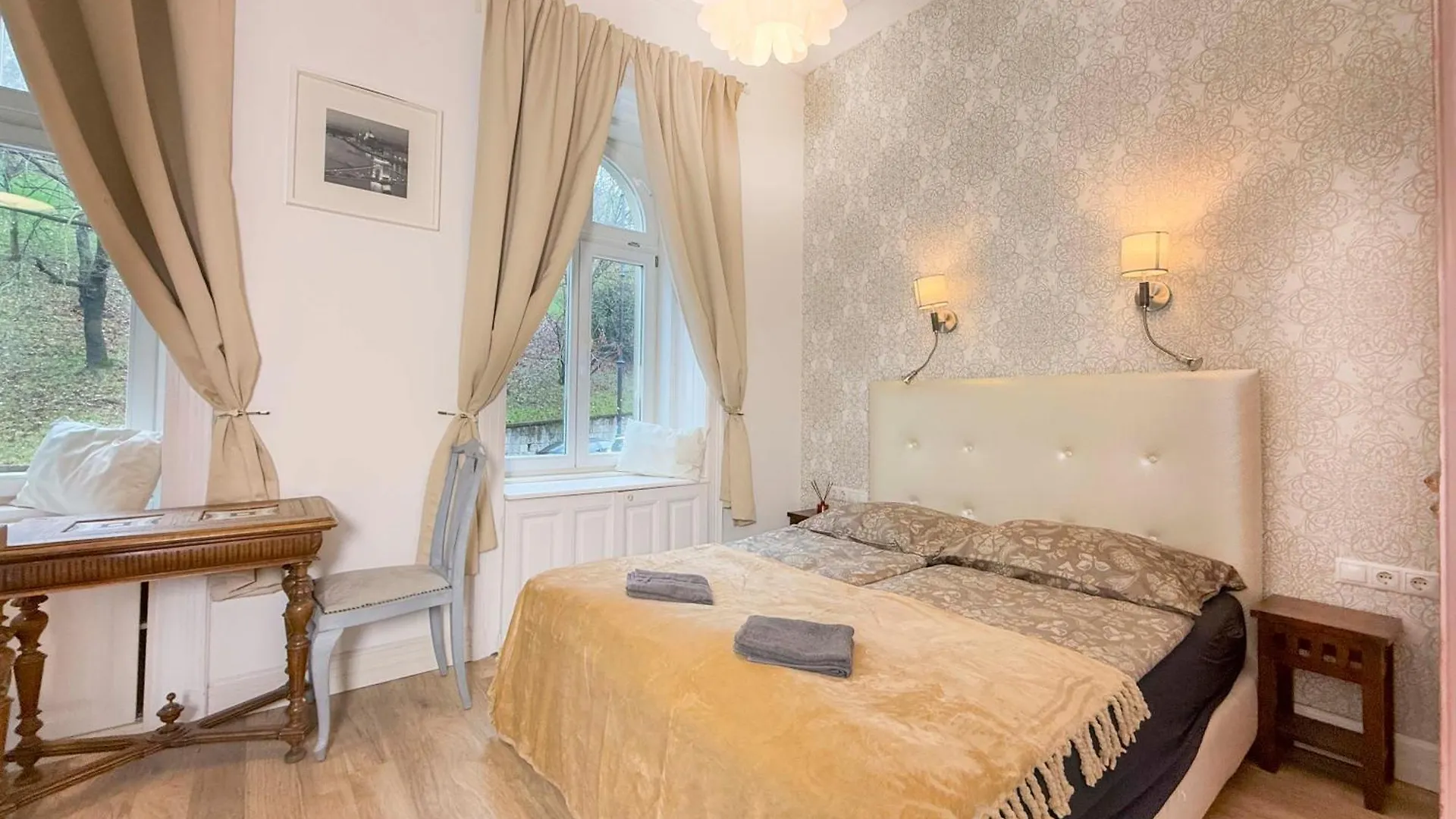 Hj7-A Hunyadi Apartment Budapest
